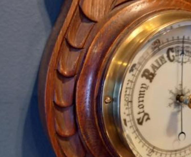 Victorian Solid Oak Aneroid Barometer - Image 5