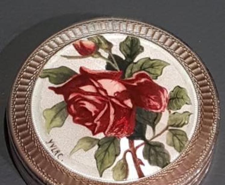 Fine Quality Silver and Enamel Box - Image 2