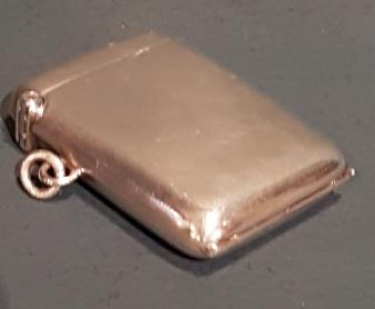 Unusual Edwardian Silver Vesta with Photo Frame - Image 2