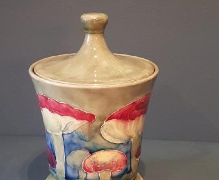 Moorcroft Claremont Humidor - Image 3