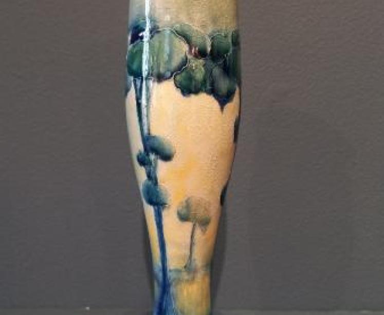 Early Moorcroft Hazeldene Liberty Vase - Image 7