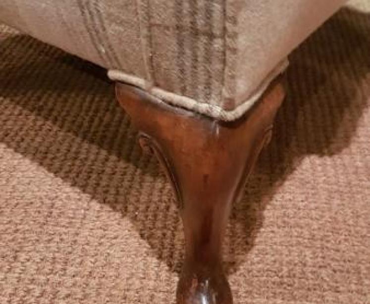 Stylish Victorian Wing Back Arm Chair - Image 6