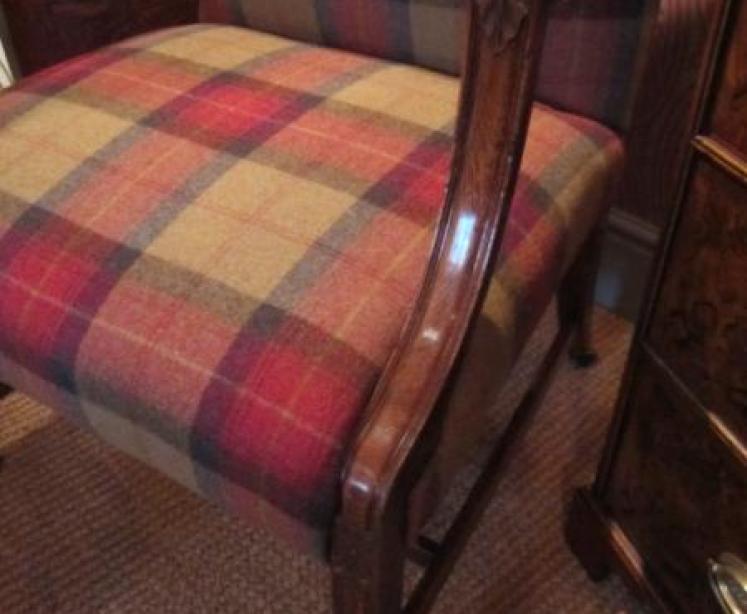 Top Quality Early Victorian Oak Gainsborough Armchair - Image 2