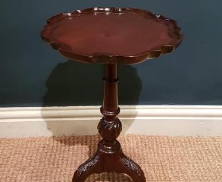Superb Quality Edwardian Wine Table - Image 1