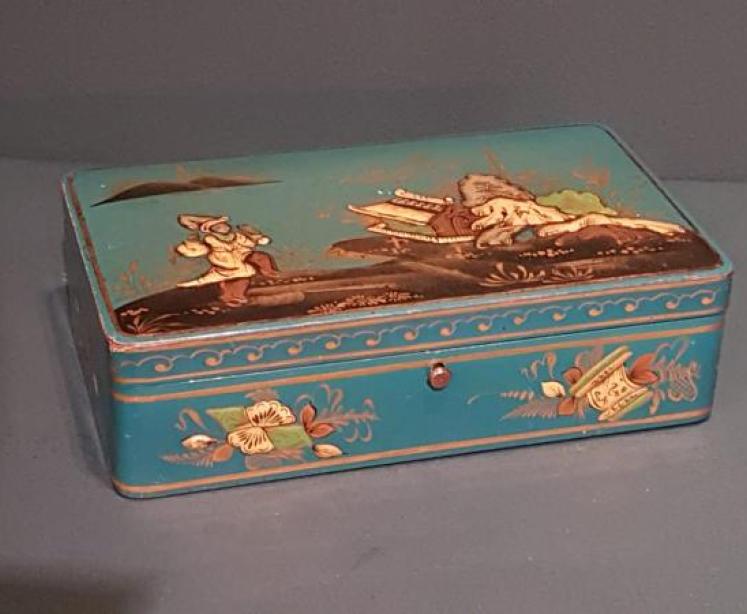 1920`s Chinoiserie Card Box - Image 1