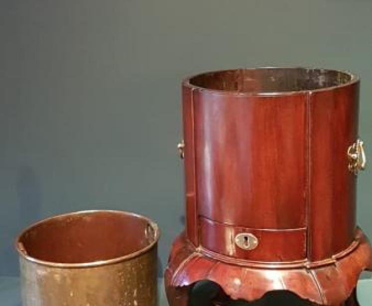 George III Mahogany Wine Cooler - Image 2