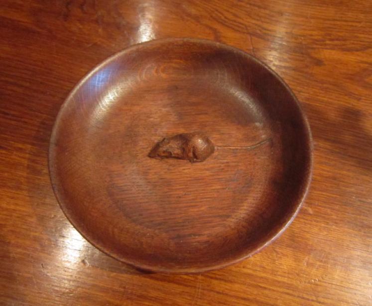 Early Mouseman Small Oak Bowl - Image 2