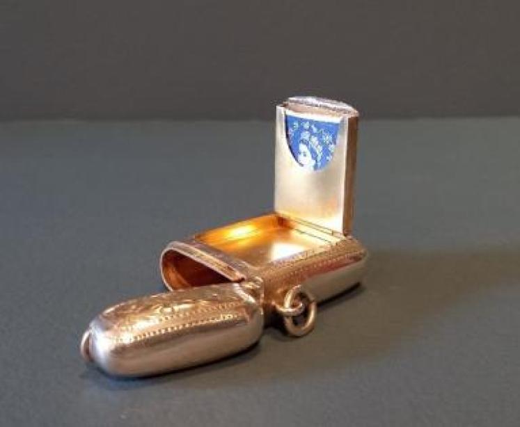 Edwardian Silver Engraved Stamp & Vesta Case - Image 1