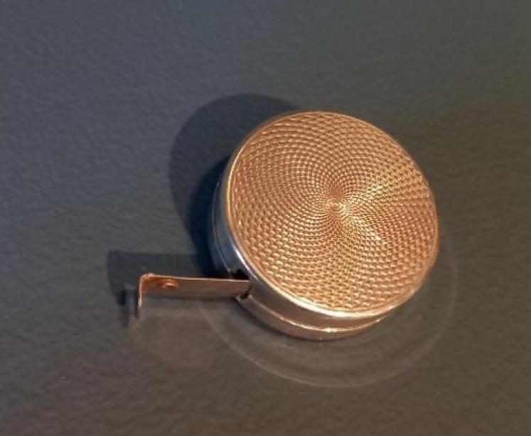 Art Deco Silver Engine Turned Tape Measure - Image 7