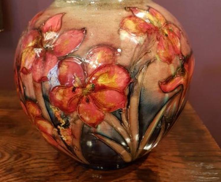 Moorcroft 1920`s  Freesia Flambe Vase  - Image 1