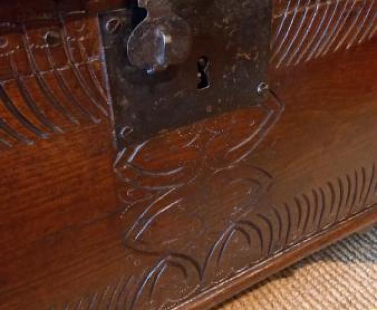 Small Mid 17th Century Period Oak Coffer - Image 3