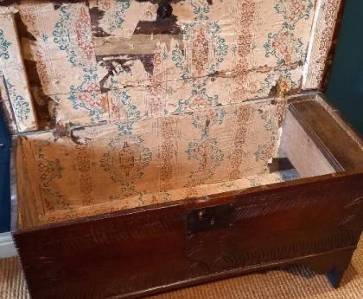 Small Mid 17th Century Period Oak Coffer - Image 5