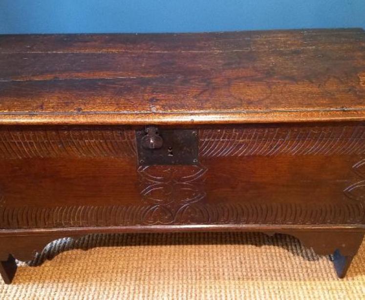 Small Mid 17th Century Period Oak Coffer - Image 7