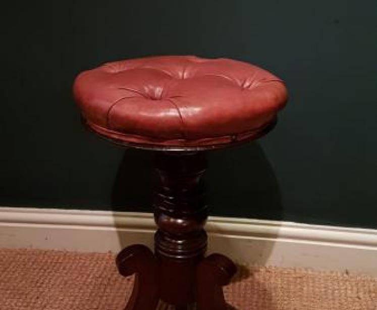 Regency Mahogany Revolving Stool - Image 1