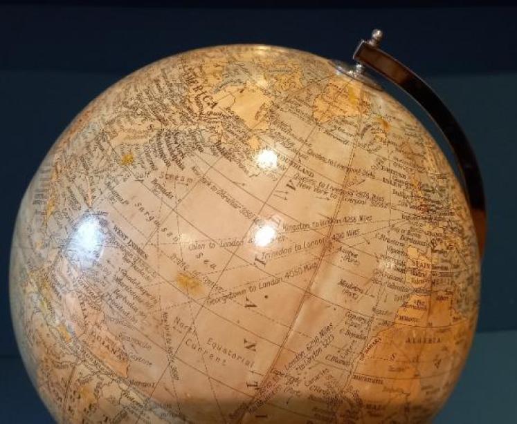 1930's 10" Geographia Papier Mache Globe - Image 6