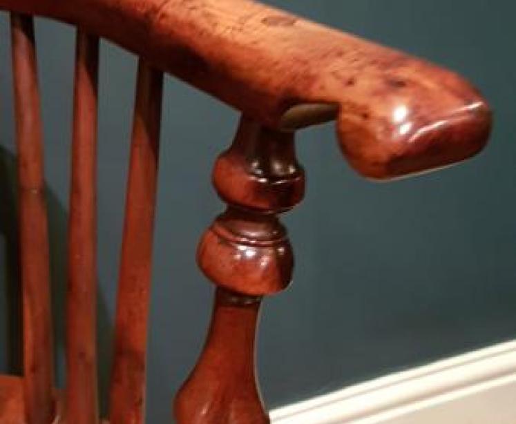 Superb Yew Wood Windsor Chair  - Image 3