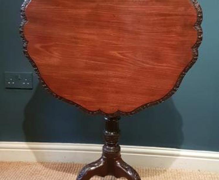 Fine Quality George III Mahogany Snap Top Table - Image 3