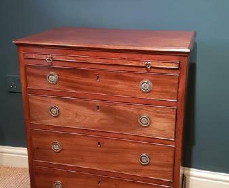 Small Edwardian Mahogany Chest of Drawers - Image 1
