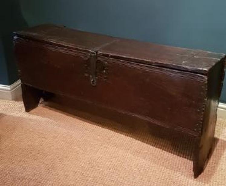 James I Period Oak Sword Box - Image 2