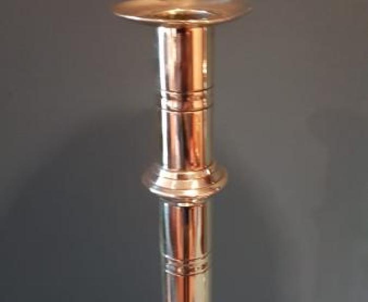 Pair of Tall George III Seamed Brass Candlesticks - Image 5