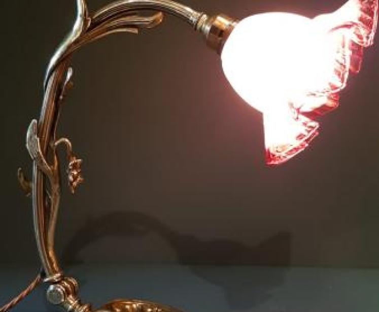 Superb Art Nouveau Cast Brass Table Lamp - Image 5