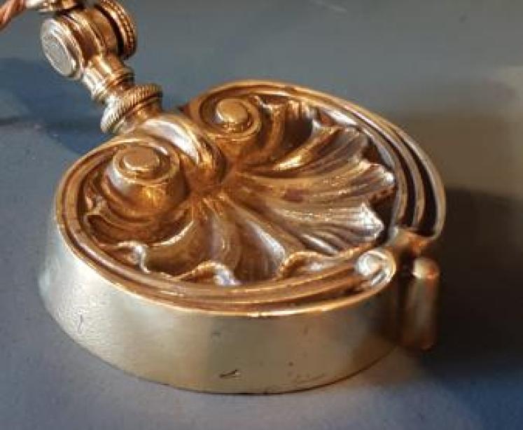 Superb Art Nouveau Cast Brass Table Lamp - Image 6