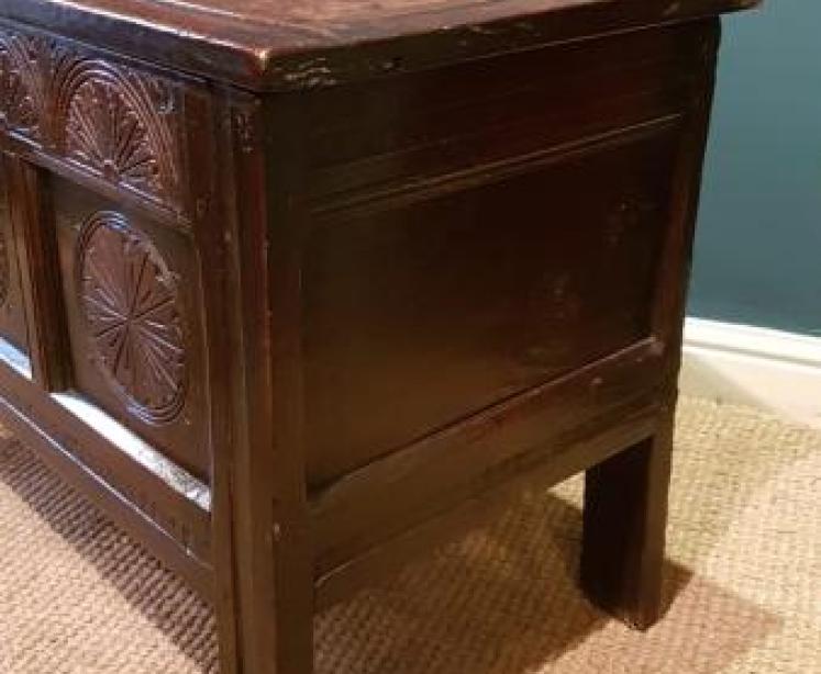 Original Period Oak Coffer - Image 5