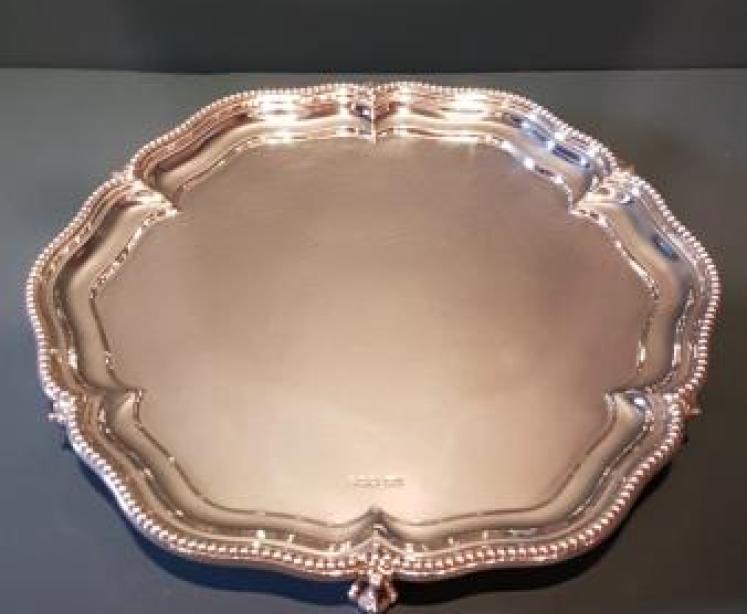George V Silver 12" Salver - Image 1