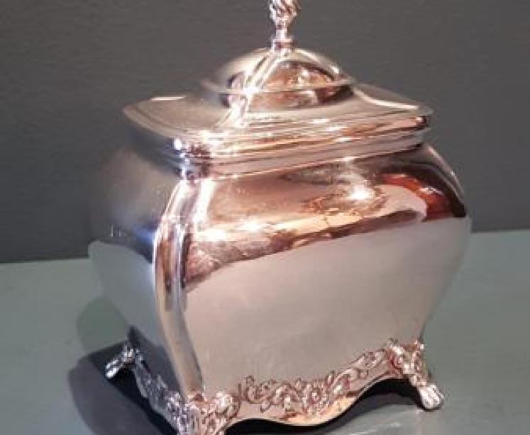 Victorian Chester Silver Tea Caddy - Image 1