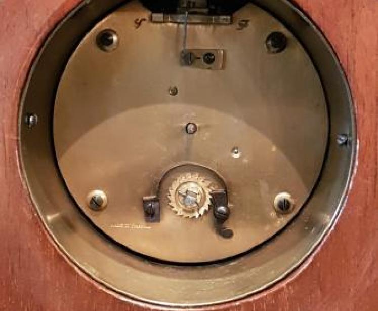 Fine Quality Inlaid Mahogany Mantel Clock - Image 4