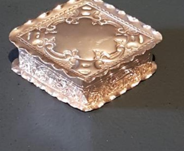 Victorian Lozenge Shaped Silver Box - Image 5
