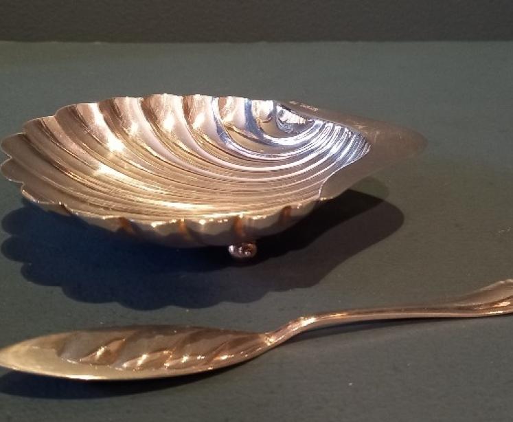 Edwardian Silver Shell Dish In Presentation Case - Image 3
