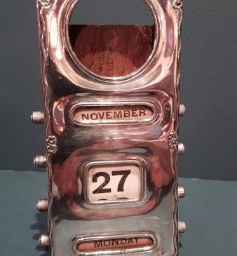 Silver Perpetual Desk Calendar and Pocket Watch Holder