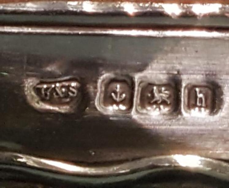 Silver Perpetual Desk Calendar and Pocket Watch Holder - Image 5