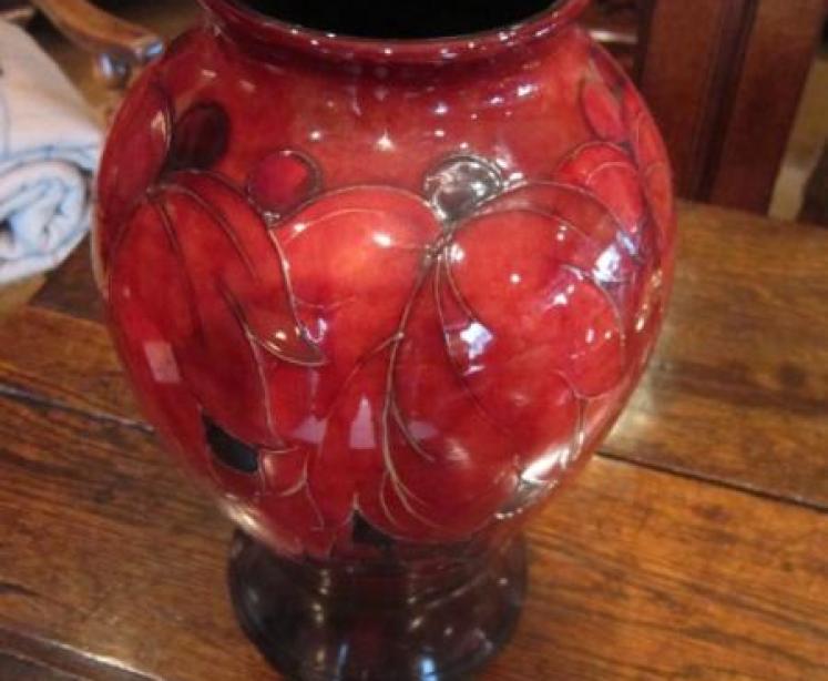 Impressive Moorcroft Leaf & Berries Flambe Vase - Image 2