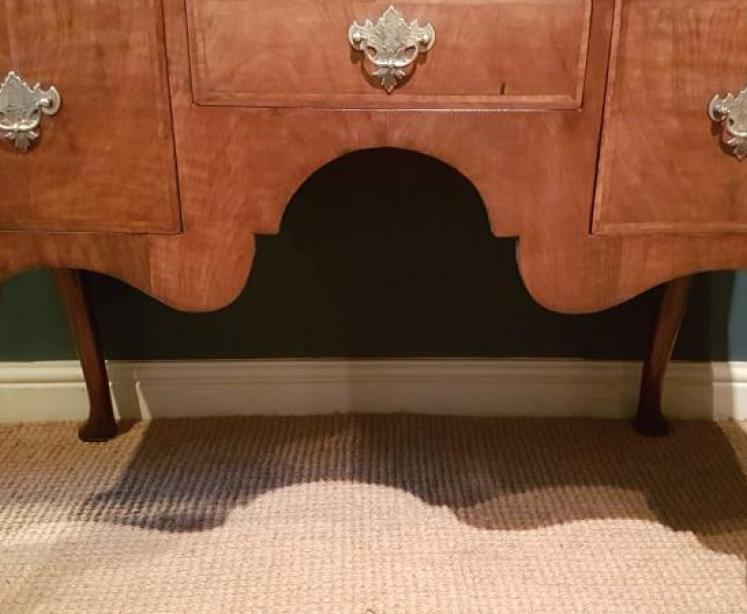 George I Walnut Chest on Stand - Image 4