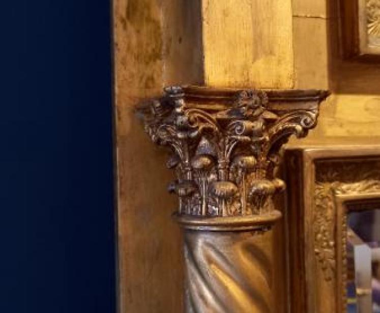 Regency Period Timber Gilt Mirror with Painted Scene - Image 4