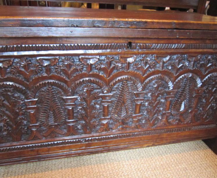 Stunning Charles II Period Walnut Six Plank Coffer - Image 4