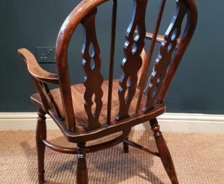 Matching Pair of Prior Windsor Chairs - Image 3