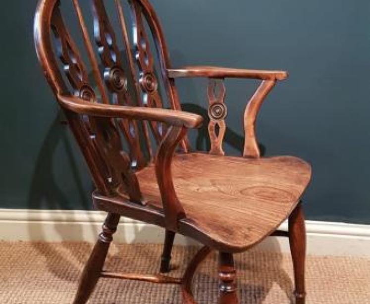 Matching Pair of Prior Windsor Chairs - Image 6