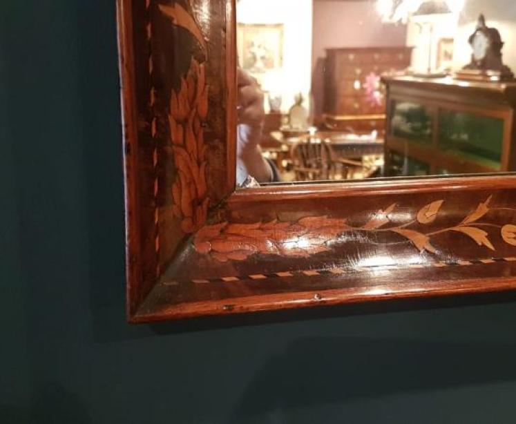 George III Walnut Inlaid Mirror - Image 5