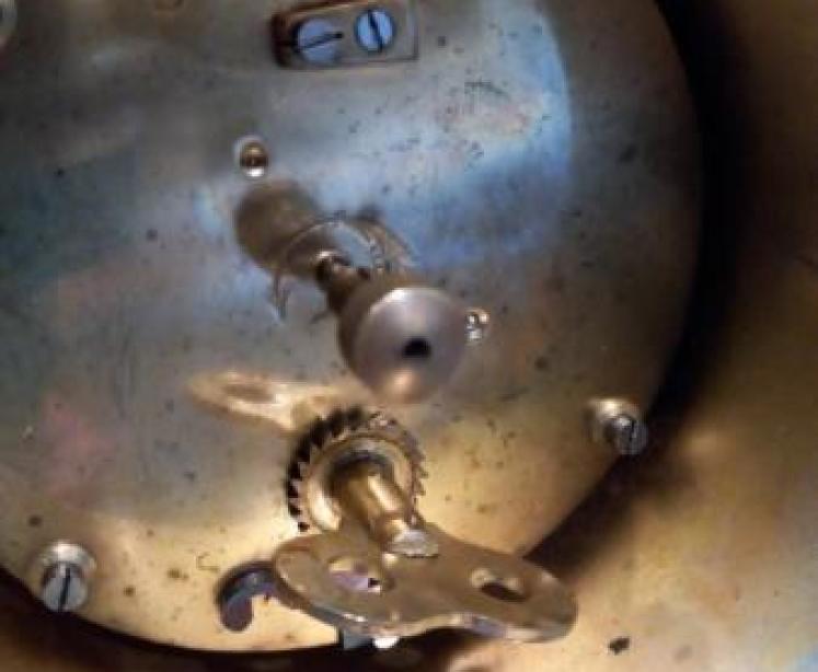  Edwardian Figured Mahogany Inlaid Mantel Clock - Image 6