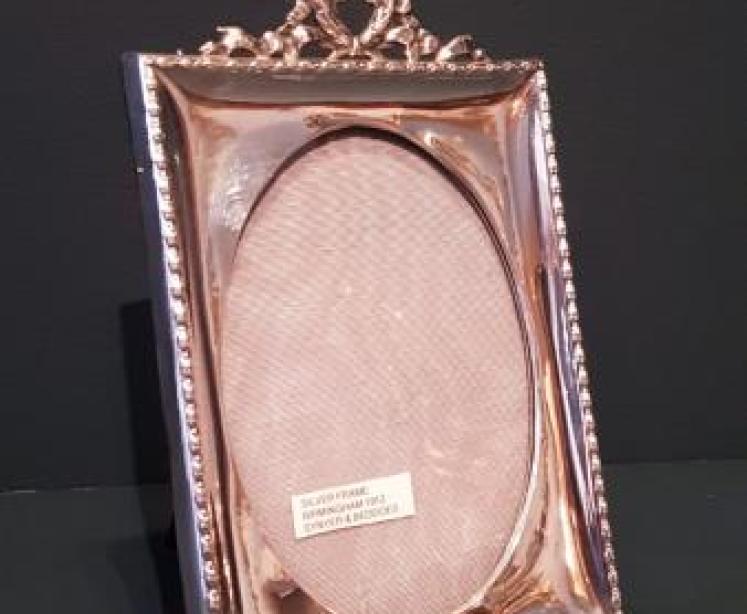 Silver Ribbon Crest Photo Frame  - Image 1