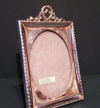 Silver Ribbon Crest Photo Frame 