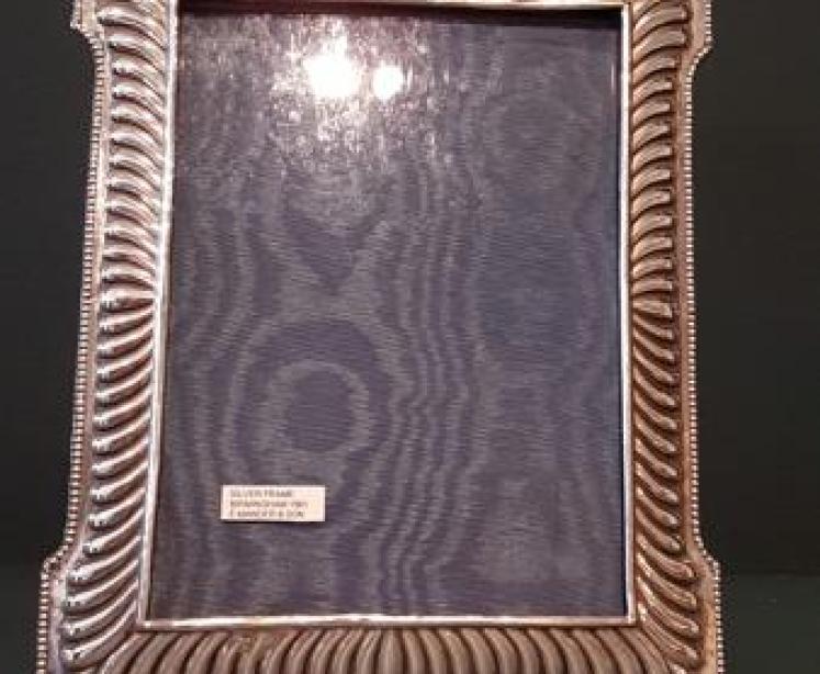 Large Victorian Silver Photo Frame  - Image 2