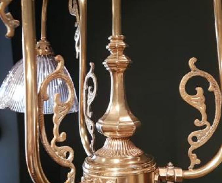 Late Victorian Brass Chandelier - Image 3