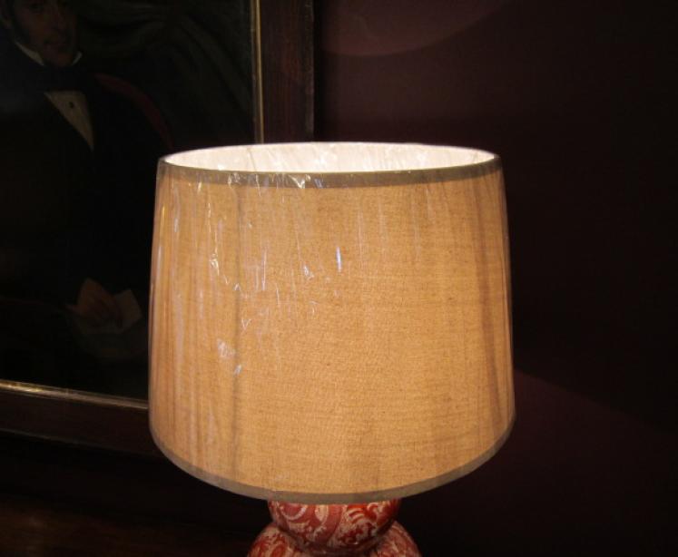 Oriental Porcelain Burnt Orange Table Lamp - Image 4