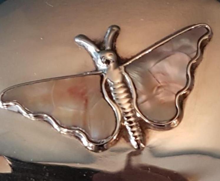 Silver Ring Box with Mother of Pearl Butterfly - Image 4