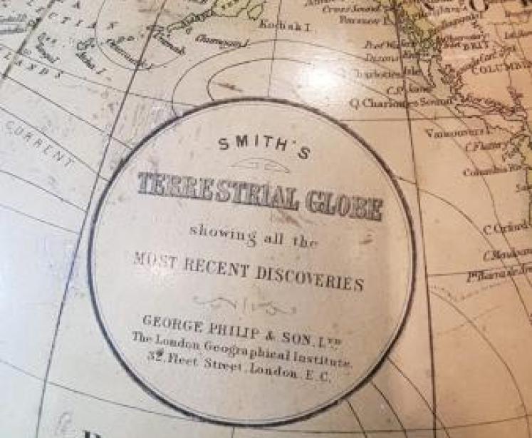 Victorian Smith's Terrestrial Library Globe - Image 2