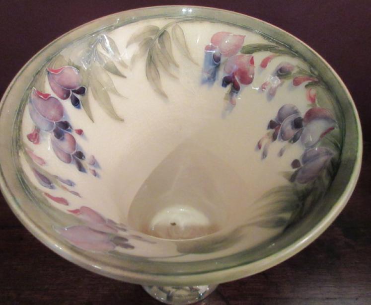 Rare & Impressive Moorcroft Wisteria on White Vase - Image 5